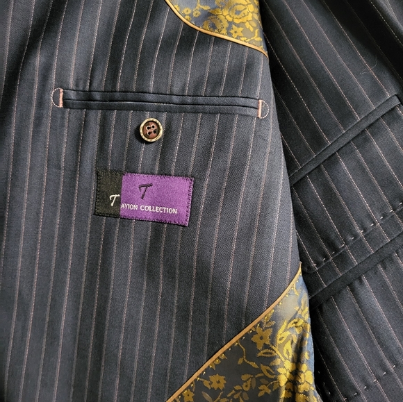 3 piece suit - Picture 13 of 16